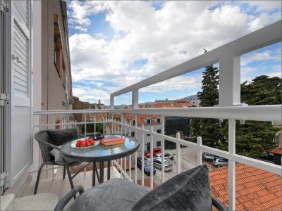 Apartment Via Porto Rooms - Deluxe Double Room with Double Bed and Balcony - Features photo 11