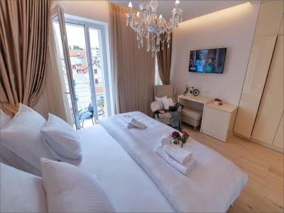Apartment Via Porto Rooms - Deluxe Double Room with Double Bed and Balcony - Features photo 18