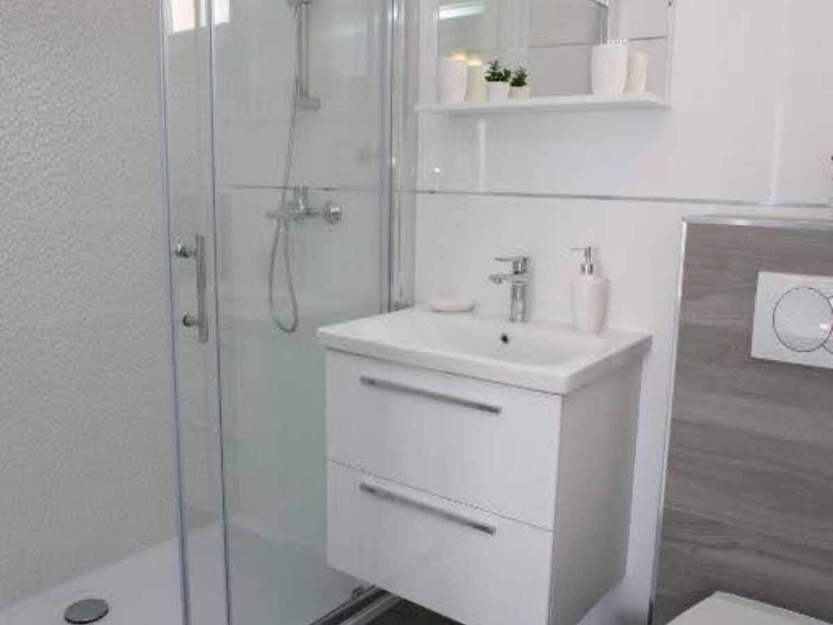 Apartment One-Bedroom Deluxe City View Apartment - Features photo 2