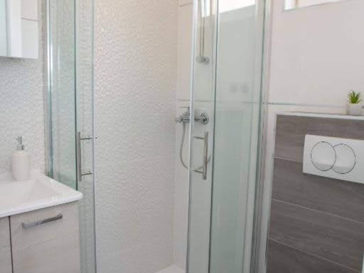 Apartment One-Bedroom Deluxe City View Apartment - Features photo 3