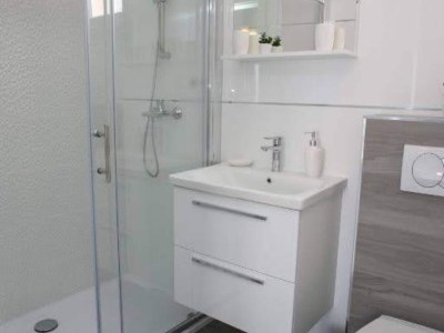 Apartment One-Bedroom Deluxe City View Apartment - Features photo 2