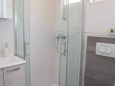 Apartment One-Bedroom Deluxe City View Apartment - Features photo 3