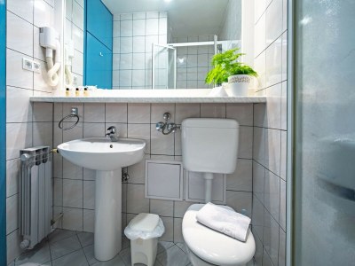 Apartment Hotel Issa - Double Room Sea View 5 - Features photo 42