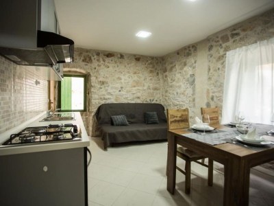 Apartment Apartments Stone House Murter - Two Bedroom Apartment with Balcony - Features photo 7