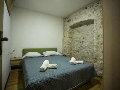 Apartment Apartments Stone House Murter - Two Bedroom Apartment with Balcony - Features photo 9