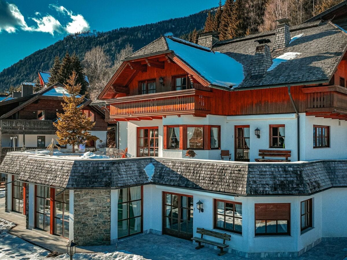 Villa Bad Kleinkirchheim Lush and Spacious Villa with Indoor Pool and Wellness - Seven Bedroom Villa - Outdoor photo 2