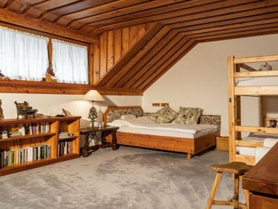 Villa Bad Kleinkirchheim Lush and Spacious Villa with Indoor Pool and Wellness - Seven Bedroom Villa - Features photo 24