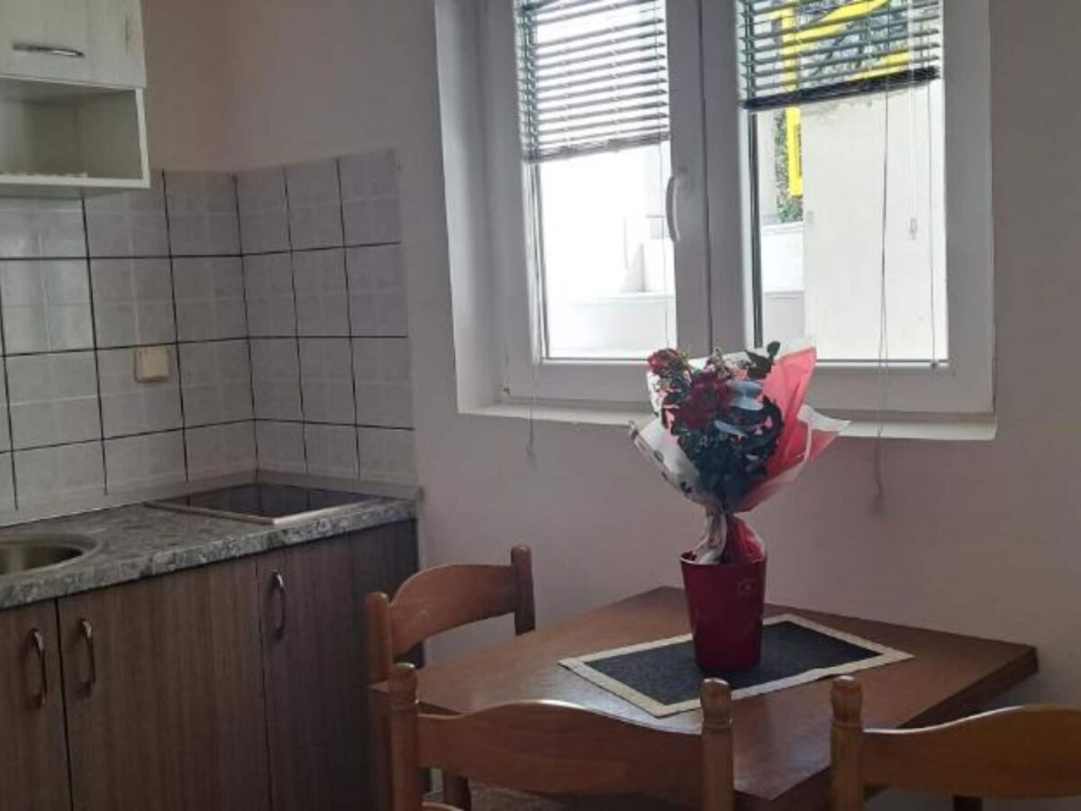 Apartment Studio apartment with balcony in Podaca - Features photo 3