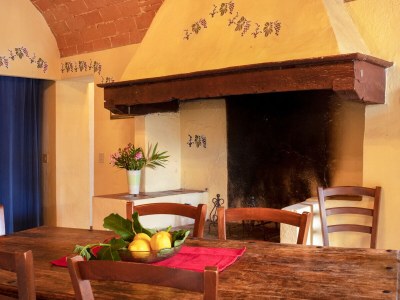 Farmhouse Apartment 6/8 Persons with pool - Features photo 19