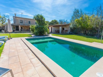 Finca Ca'N Pou Vell in Búger - Finca