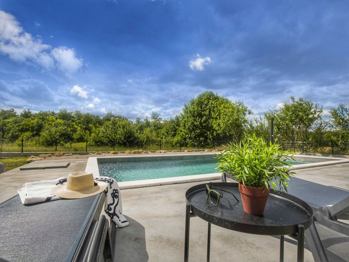 Apartment Apartment in Labin with Pool & Beach Nearby - Outdoor photo 5