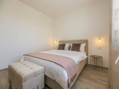 Apartment Apartment in Labin with Pool & Beach Nearby - Features photo 15