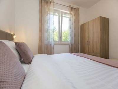 Apartment Apartment in Labin with Pool & Beach Nearby - Features photo 22