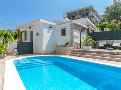 Holiday house Two bedroom house with terrace Okrug Gornji, Čiovo K-24460 - Outdoor photo 2