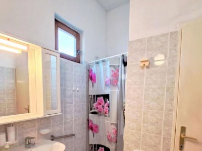 Apartment Two bedroom apartment with terrace and sea view Medići, Omiš A-23741-a - Outdoor photo 13