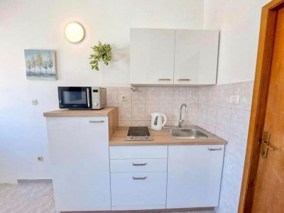 Apartment One bedroom apartment with terrace and sea view Medići, Omiš A-23741-c - Outdoor photo 10