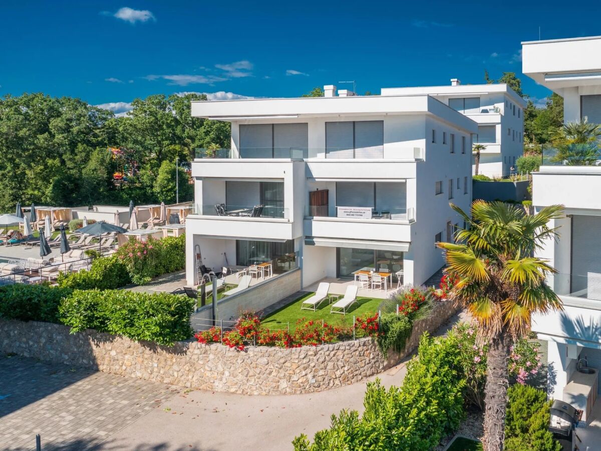 Apartment Two bedroom apartment with terrace Malinska, Krk A-21692-a - Outdoor photo 5