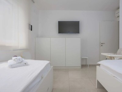 Apartment Two bedroom apartment with terrace Malinska, Krk A-21692-a - Outdoor photo 23