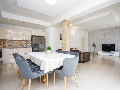 Holiday house Three bedroom house with terrace Srinjine, Split K-23950 - Outdoor photo 30