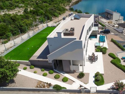 Holiday house Four-bedroom house with terrace and sea view Posedarje, Novigrad K-24091 - Outdoor photo 3