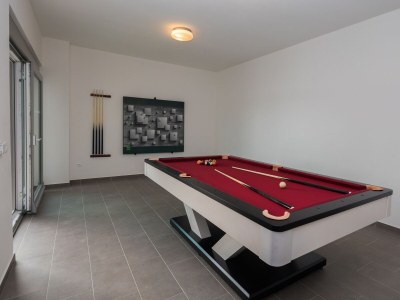 Holiday house Four-bedroom house with terrace and sea view Posedarje, Novigrad K-24091 - Outdoor photo 16