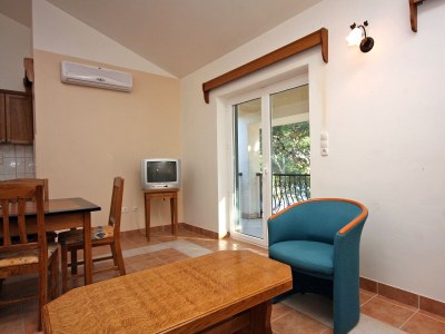 Apartment One bedroom apartment near beach Rogoznica A-3094-d - Outdoor photo 7