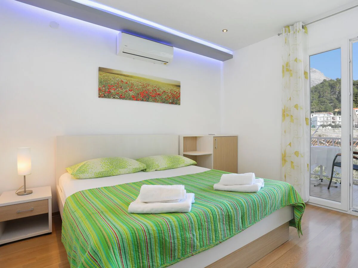 Apartment Two bedroom apartment with terrace Tučepi, Makarska A-2721-b