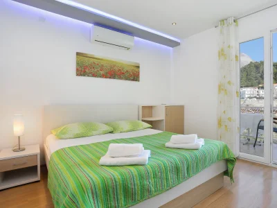 Apartment Two bedroom apartment with terrace Tučepi, Makarska A-2721-b in Tucepi - Apartment