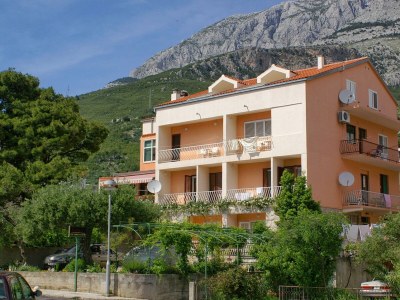 Apartment Two bedroom apartment with terrace Tučepi, Makarska A-2721-b - Outdoor photo 2