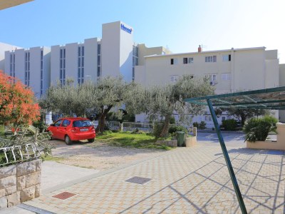 Apartment Two bedroom apartment with terrace Tučepi, Makarska A-2721-b - Outdoor photo 12