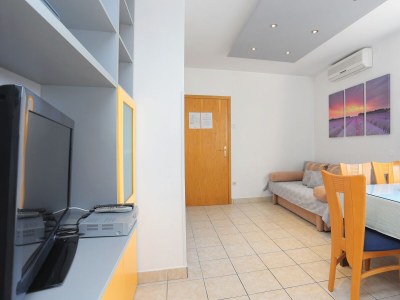Apartment Two bedroom apartment with terrace Tučepi, Makarska A-2721-b - Outdoor photo 16