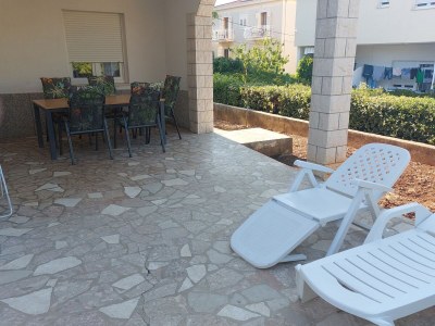 Apartment Three bedroom apartment with terrace Trogir A-4814-e - Outdoor photo 28
