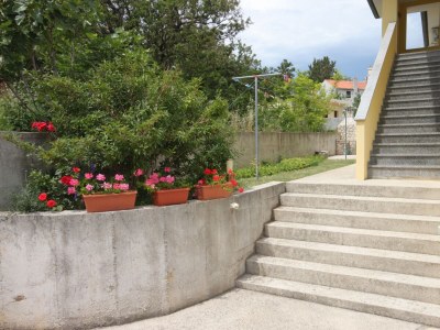 Apartment Two bedroom apartment with terrace and sea view Nerezine, Lošinj A-3451-b - Outdoor photo 8
