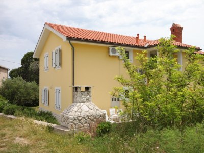 Apartment One bedroom apartment with terrace and sea view Nerezine, Lošinj A-3451-c - Outdoor photo 5