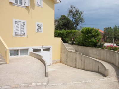 Apartment One bedroom apartment with terrace Nerezine, Lošinj A-3451-d - Outdoor photo 10
