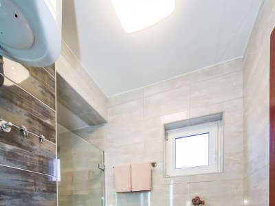 Apartment Two bedroom apartment with terrace Nin, Zadar A-5936-a - Outdoor photo 10