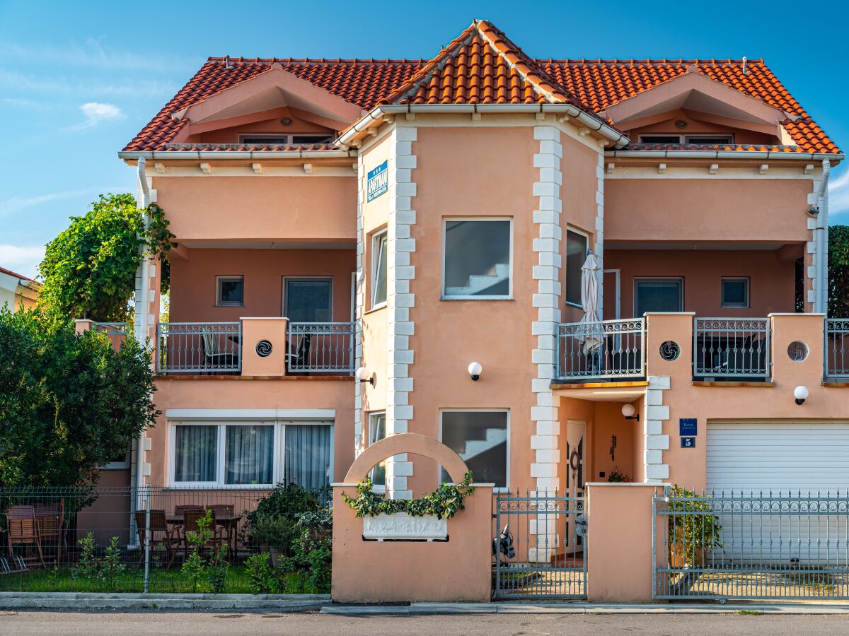 Apartment Two bedroom apartment with terrace Nin, Zadar A-5936-c - Outdoor photo 2