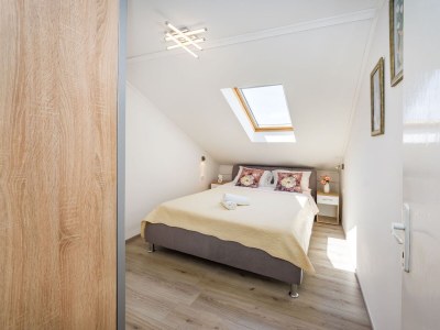 Apartment Two bedroom apartment with terrace Nin, Zadar A-5936-c - Outdoor photo 7