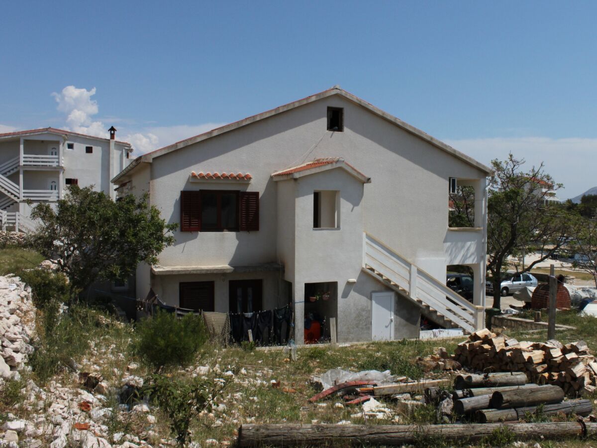 Apartment Three bedroom apartment near beach Kustići, Pag A-6355-a - Outdoor photo 4