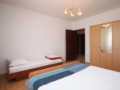 Apartment Two bedroom apartment near beach Kustići, Pag A-6355-c - Outdoor photo 24