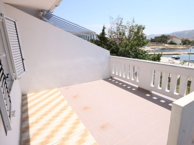 Apartment Two bedroom apartment near beach Kustići, Pag A-6355-c - Outdoor photo 30