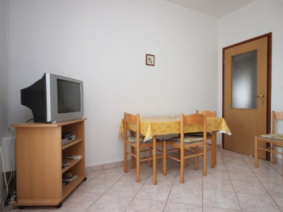 Apartment Two bedroom apartment near beach Kustići, Pag A-6355-d - Outdoor photo 18