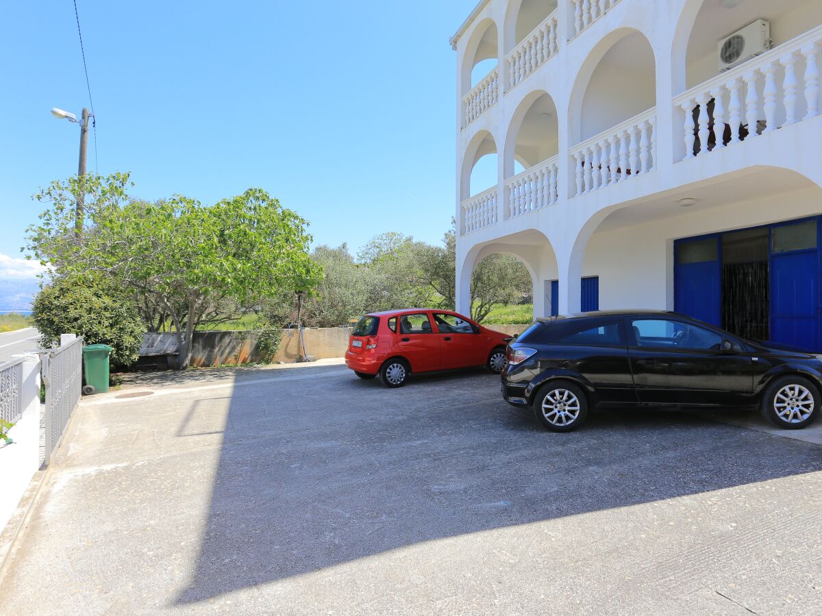 Apartment One bedroom apartment near beach Arbanija, Čiovo A-19527-a