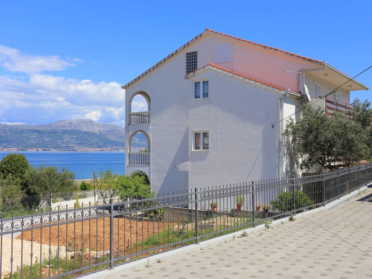 Apartment One bedroom apartment near beach Arbanija, Čiovo A-19527-b - Outdoor photo 3