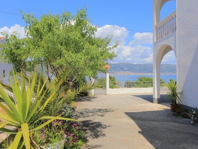 Apartment Studio flat near beach Arbanija, Čiovo AS-19527-a - Outdoor photo 11