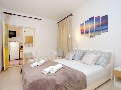 Apartment Three bedroom apartment with terrace and sea view Pisak, Omiš A-18141-b - Outdoor photo 21