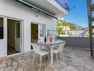 Apartment Three bedroom apartment with terrace and sea view Pisak, Omiš A-18141-b - Outdoor photo 35