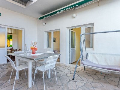 Apartment Three bedroom apartment with terrace and sea view Pisak, Omiš A-18141-b - Outdoor photo 36