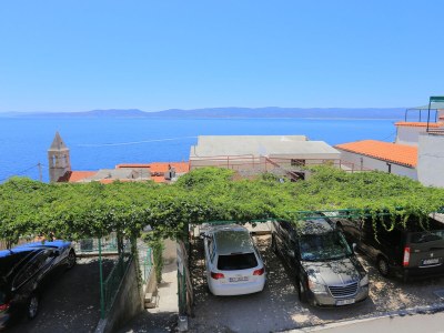 Apartment Two bedroom apartment with balcony and sea view Pisak, Omiš A-18141-c - Outdoor photo 3