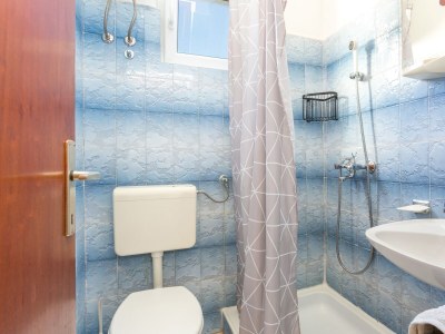 Apartment Two bedroom apartment with balcony and sea view Pisak, Omiš A-18141-c - Outdoor photo 25